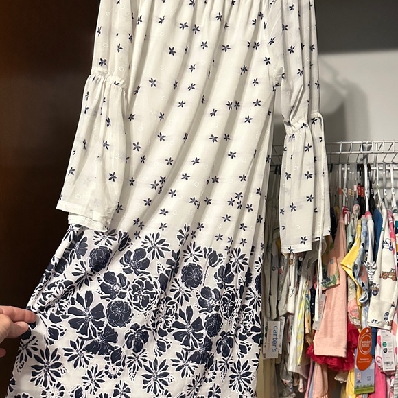 Siren Lily White and Blue Floral Dress - Picture 4 of 5